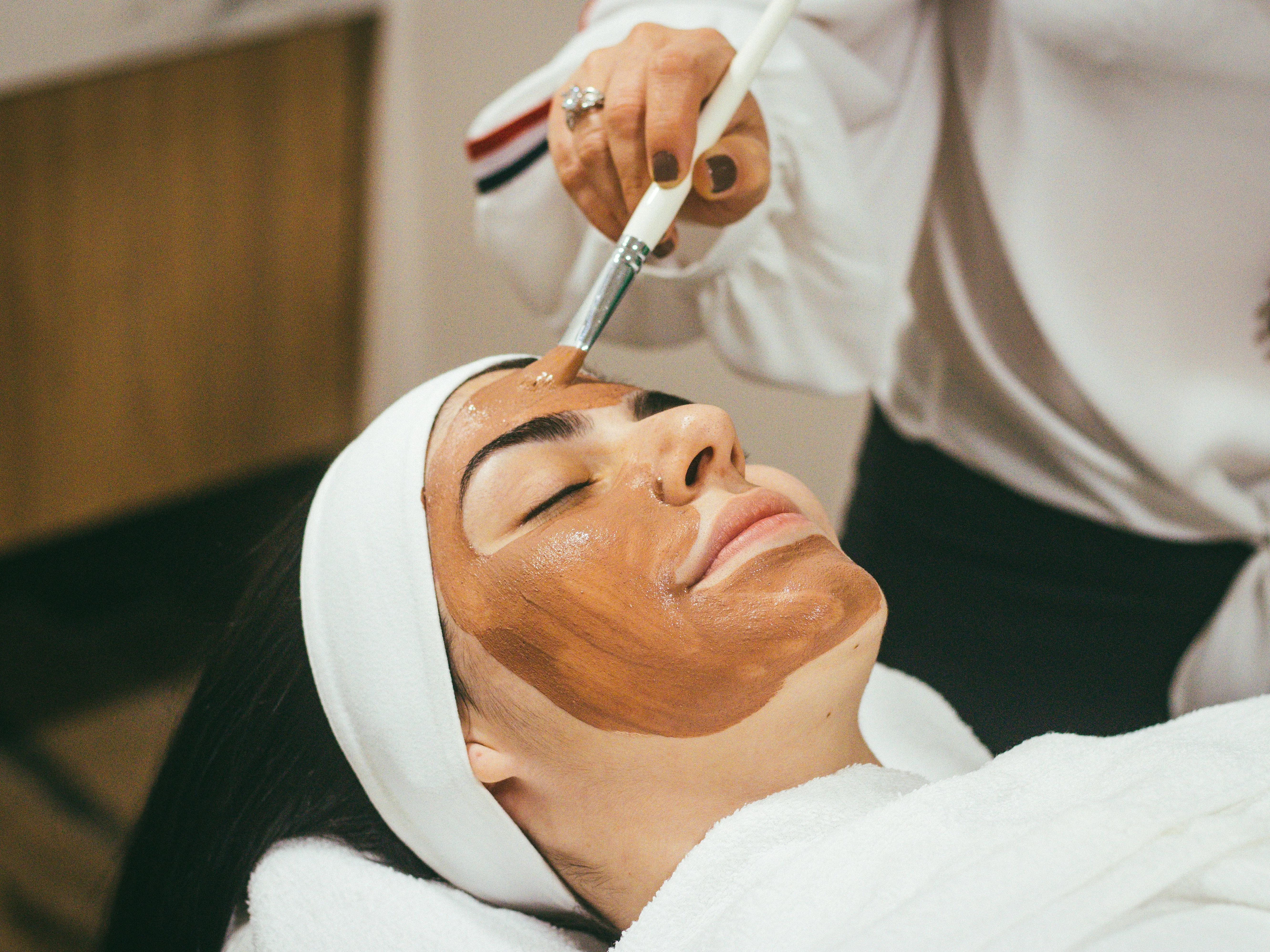 Simple skincare steps: 5 daily habits to protect your natural skin barrier Simple skincare steps: 5 daily habits to protect your natural skin barrier