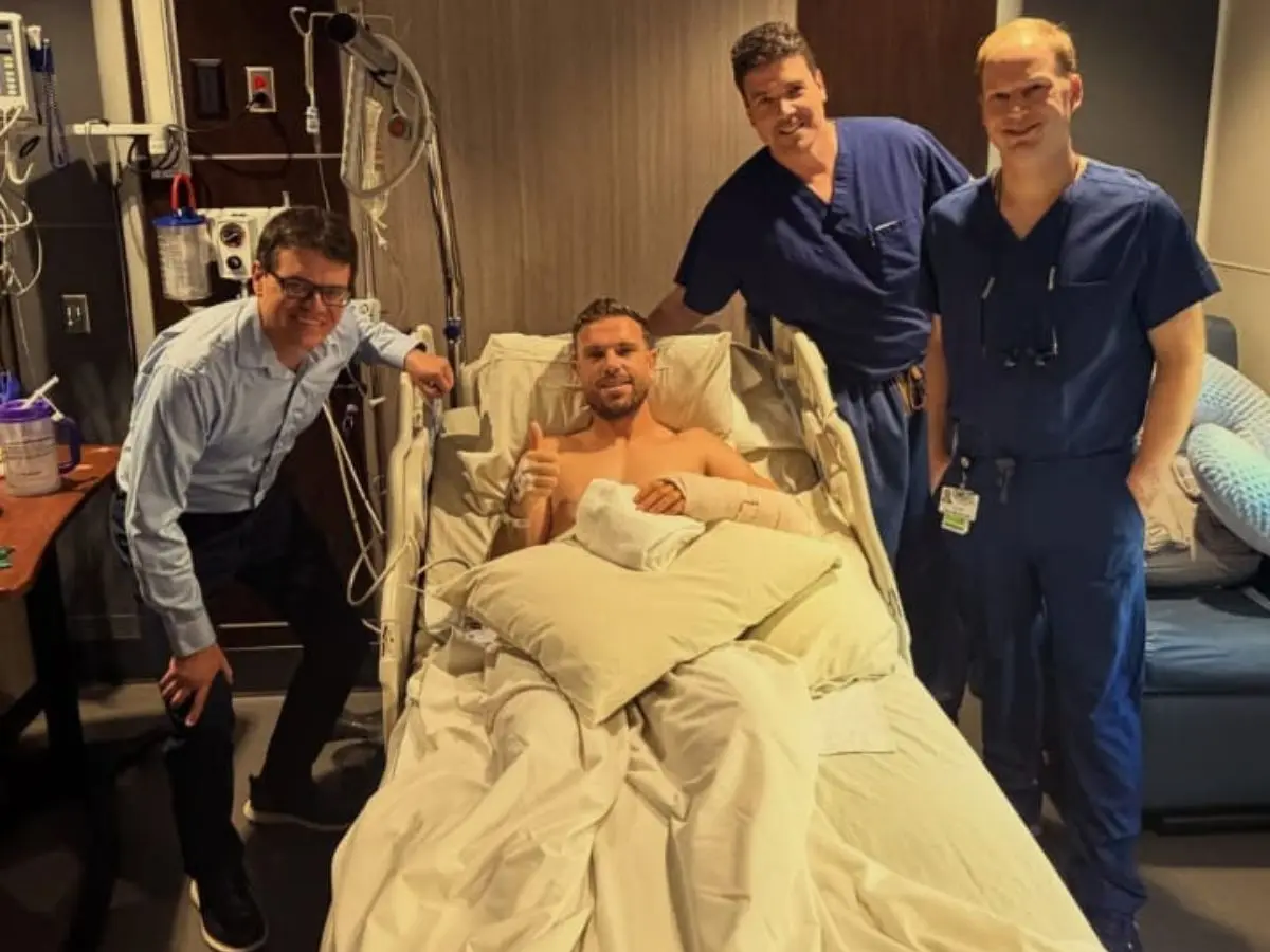 Jordan Henderson undergoes surgery in US after breaking arm in Mexico win Jordan Henderson undergoes surgery in US after breaking arm in Mexico win