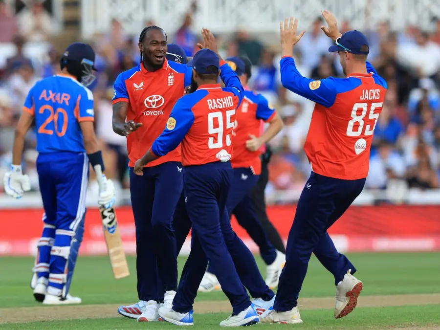 When did India last face consecutive T20I series defeats?