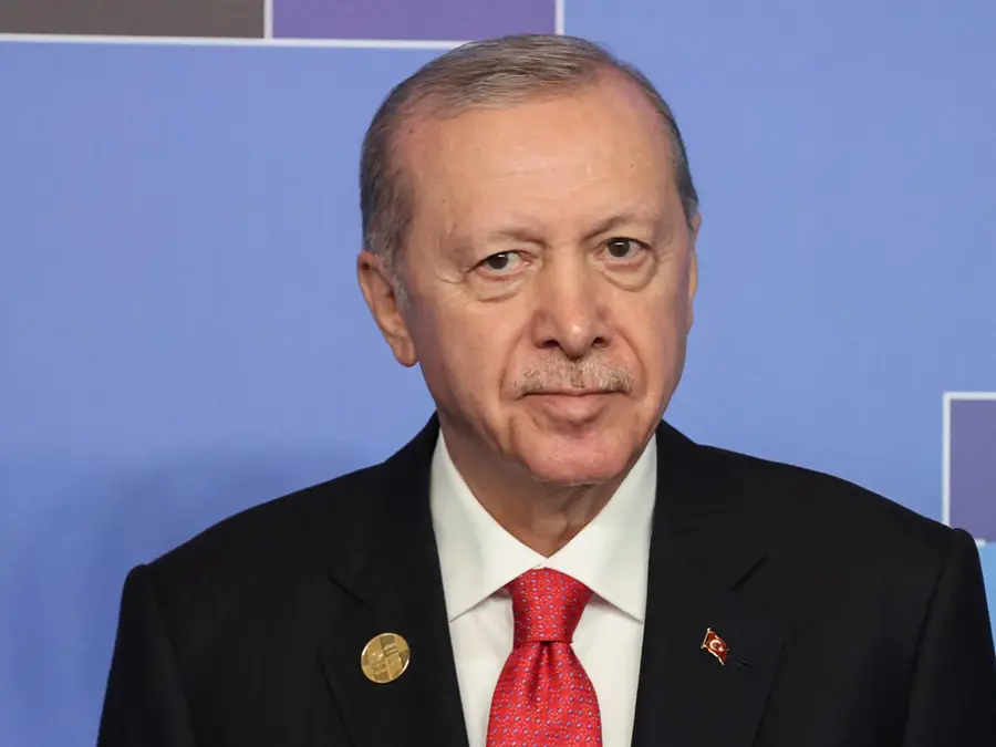 Turkey fines, suspends over 100 obstetricians over high C-section deliveries