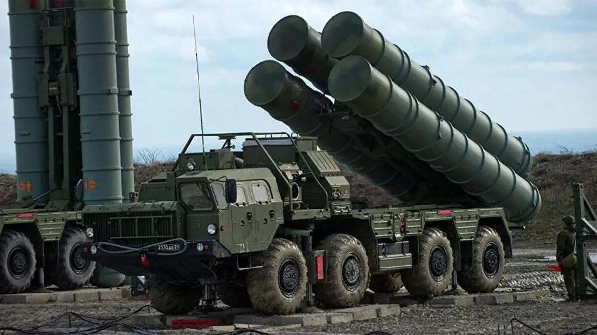 What fuel does an S-400 missile use?