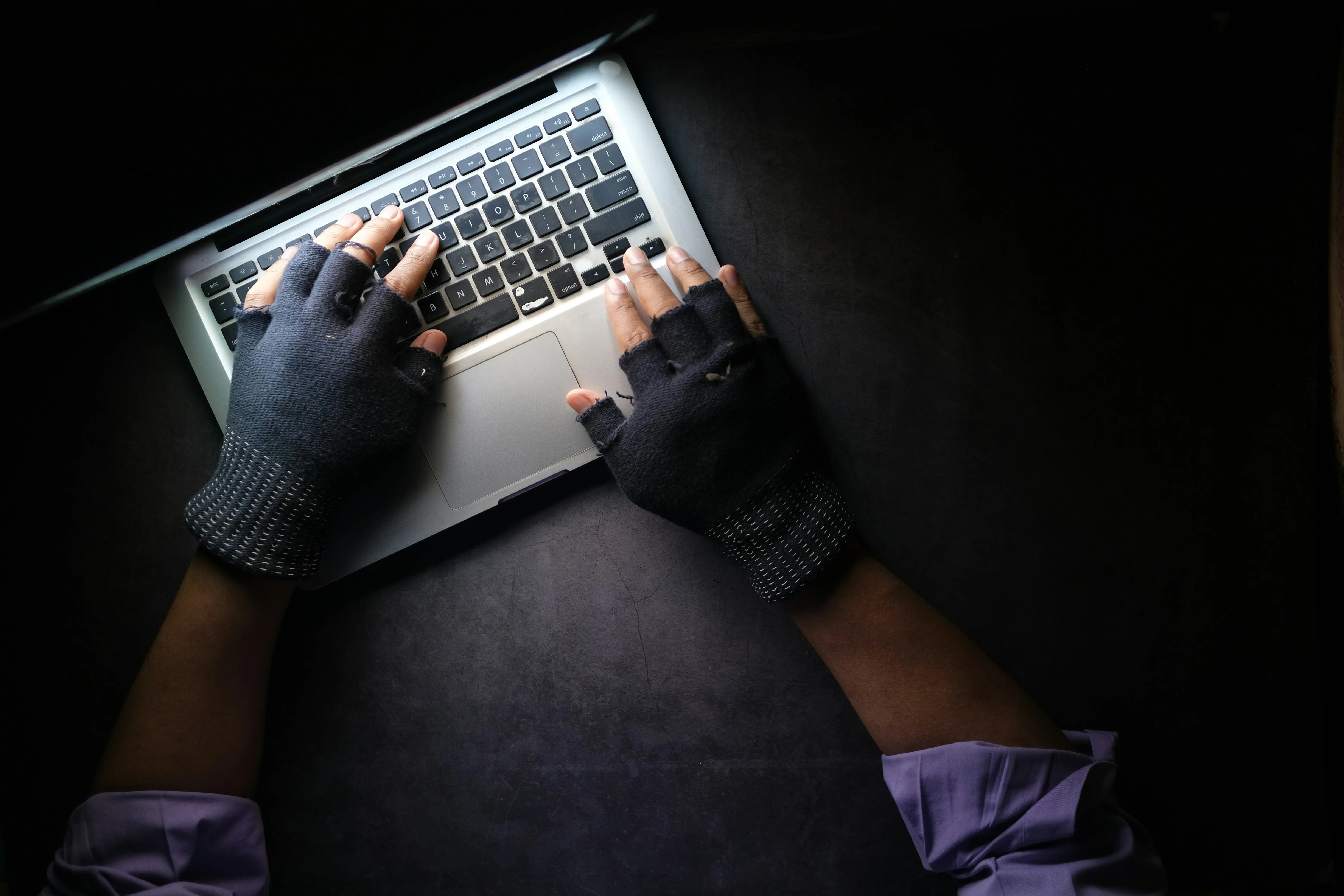 Asian scammers rip off millions using political leaders' images