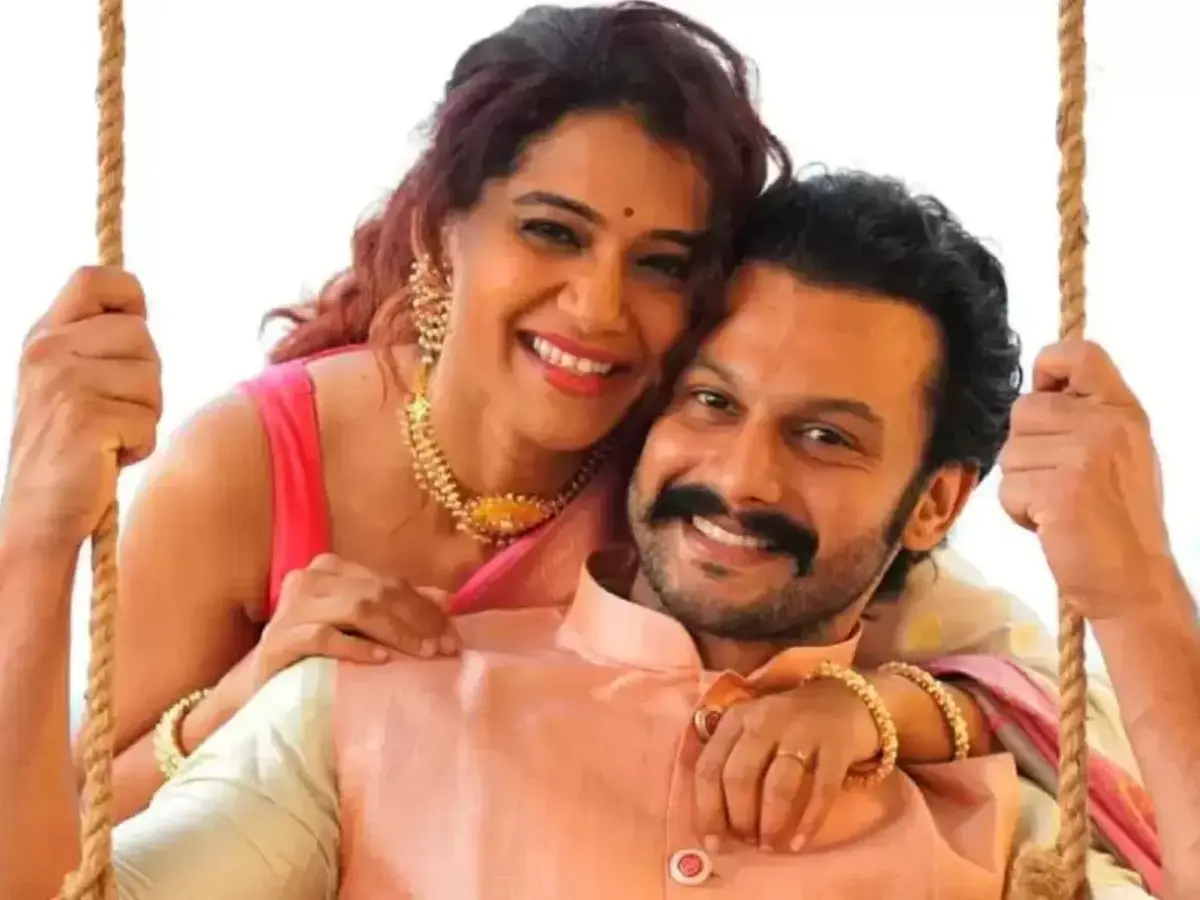 Marathi actor Addinath Kothare and Urmila Kanetkar announce separation after 15 years of marriage