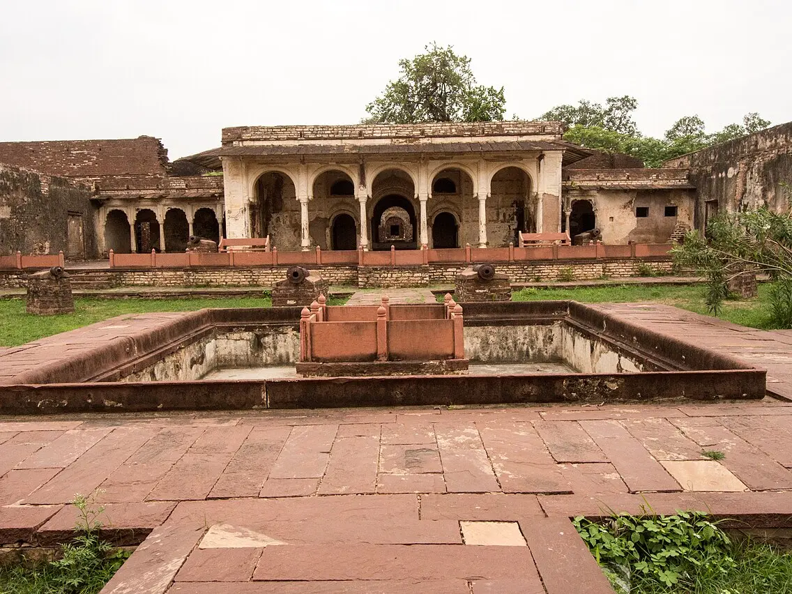 Cannon event! 16th century artefact weighing 3.5 tonnes stolen from MP’s Narwar Fort Cannon event! 16th century artefact weighing 3.5 tonnes stolen from MP’s Narwar Fort