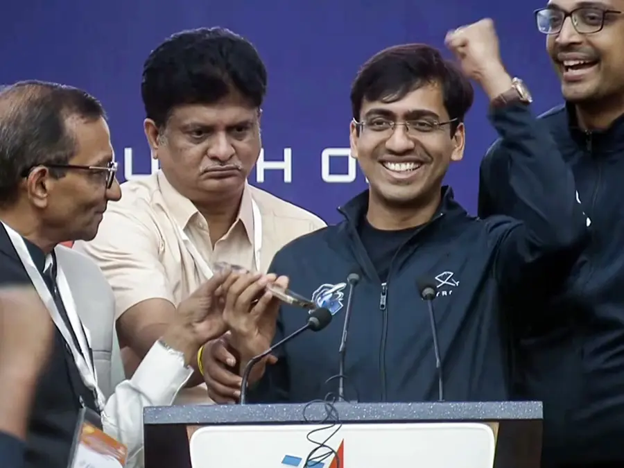Watch | PM Modi dials Skyroot founders after successful Vikram-1 launch; here's what he told them