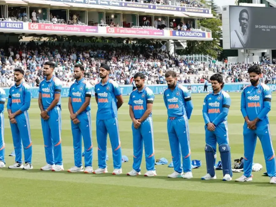 IND vs ENG, 3rd ODI: Why are players wearing black armbands at Lord's? IND vs ENG, 3rd ODI: Why are players wearing black armbands at Lord's?