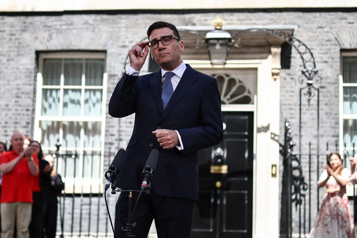 Burnham sticks with Starmer's Iran policy, keeps UK bases open to US: Report