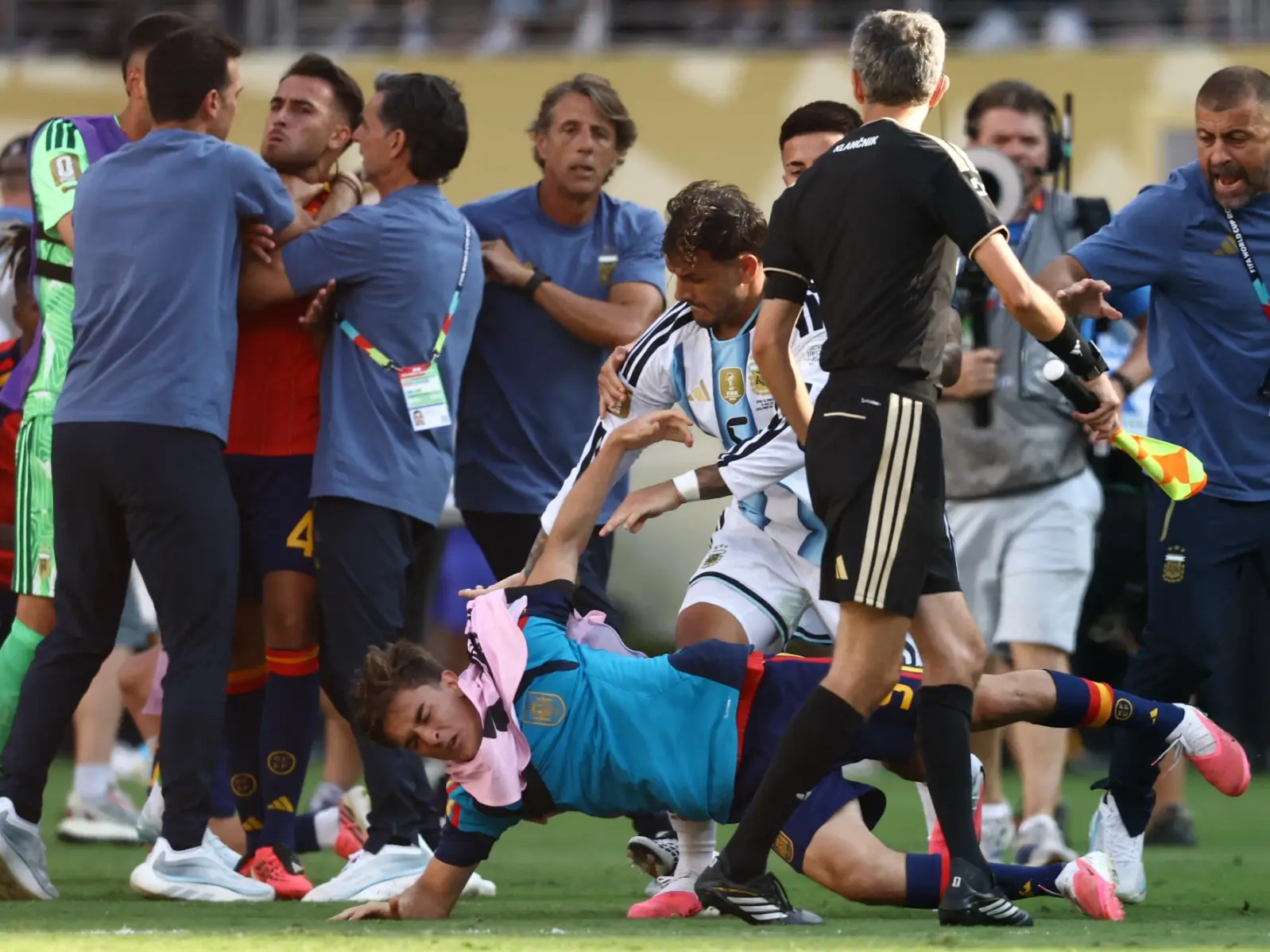 FIFA 2026 | 'Things need to be put behind,' says Argentina coach Ayala who punched Spain player after final FIFA 2026 | 'Things need to be put behind,' says Argentina coach Ayala who punched Spain player after final