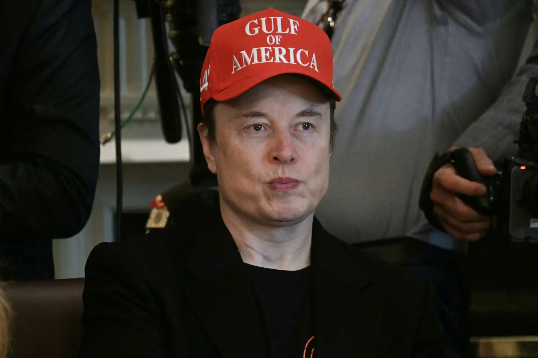 'I am not a racist, my partner (Shivon Zillis) is half-Indian': Angry Musk says in latest interview