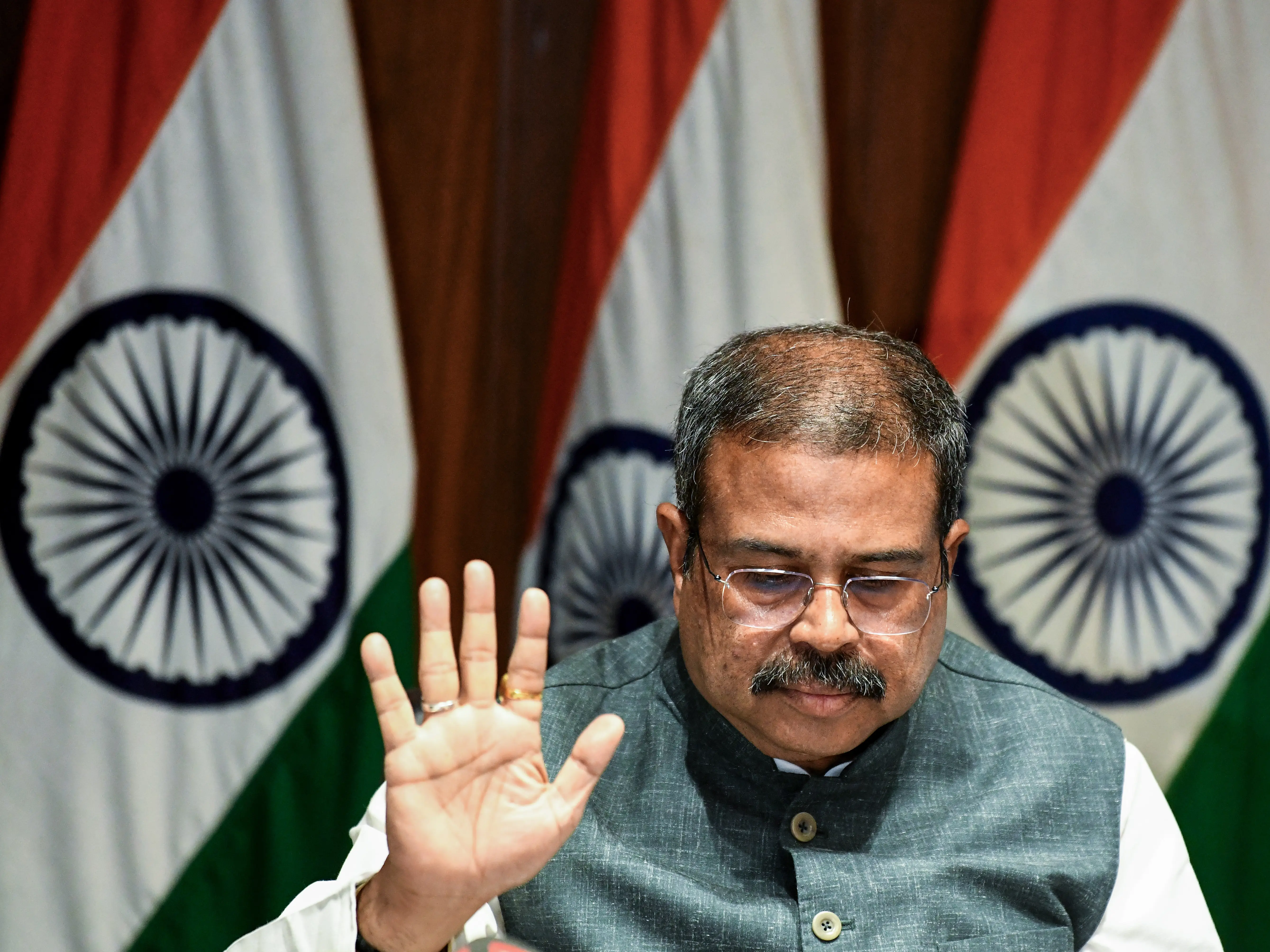 Another education minister resigned amid corruption row before Dharmendra Pradhan — but not in India Another education minister resigned amid corruption row before Dharmendra Pradhan — but not in India
