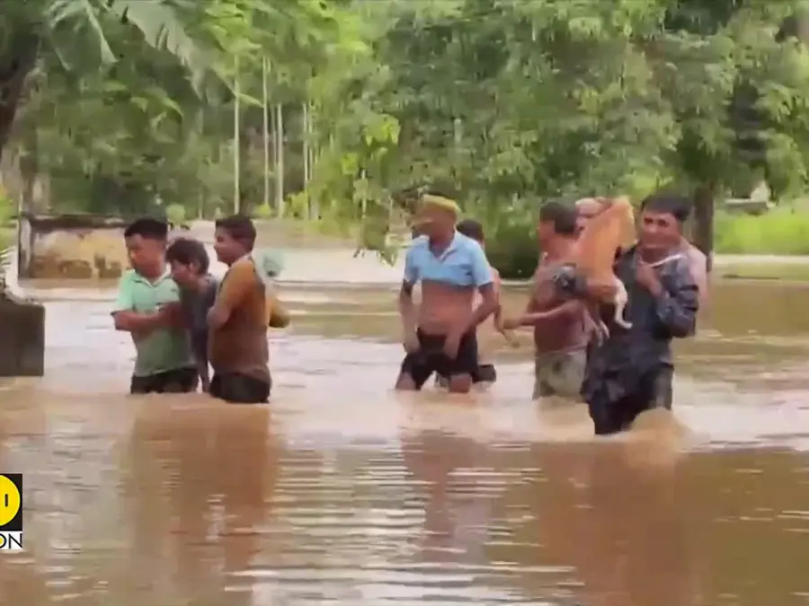 Assam Floods: Death Toll Rises to 75,  Over 3 Lakh People Affected | Gravitas 