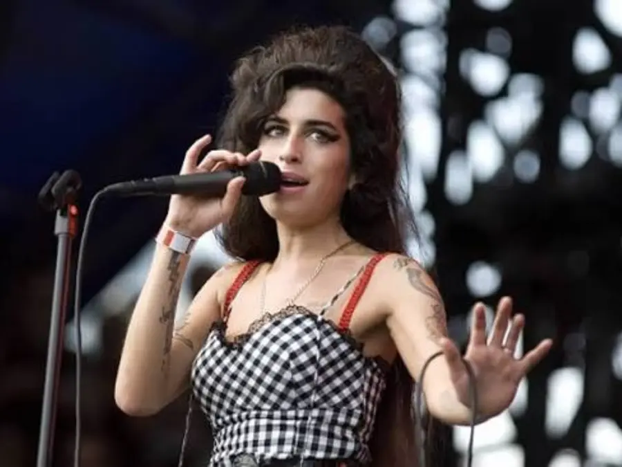 Amy Winehouse's father Mitch ordered to pay $2.7 million in failed memorabilia lawsuit