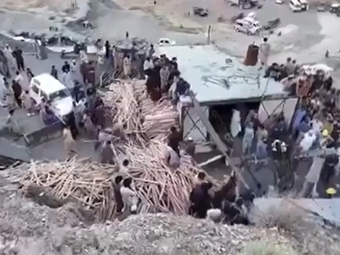 34 workers killed in methane blast at coal mine in Pakistan's Balochistan | Video 34 workers killed in methane blast at coal mine in Pakistan's Balochistan | Video