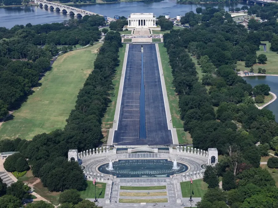 Trump administration drops Olympian's Reflecting Pool case, blames damage on botched installation