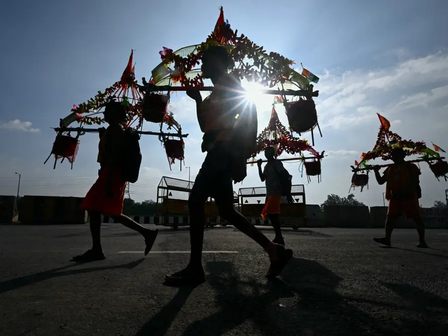 Kanwars must not be higher than 13 feet: Uttarakhand issues safety advisory for annual pilgrimage