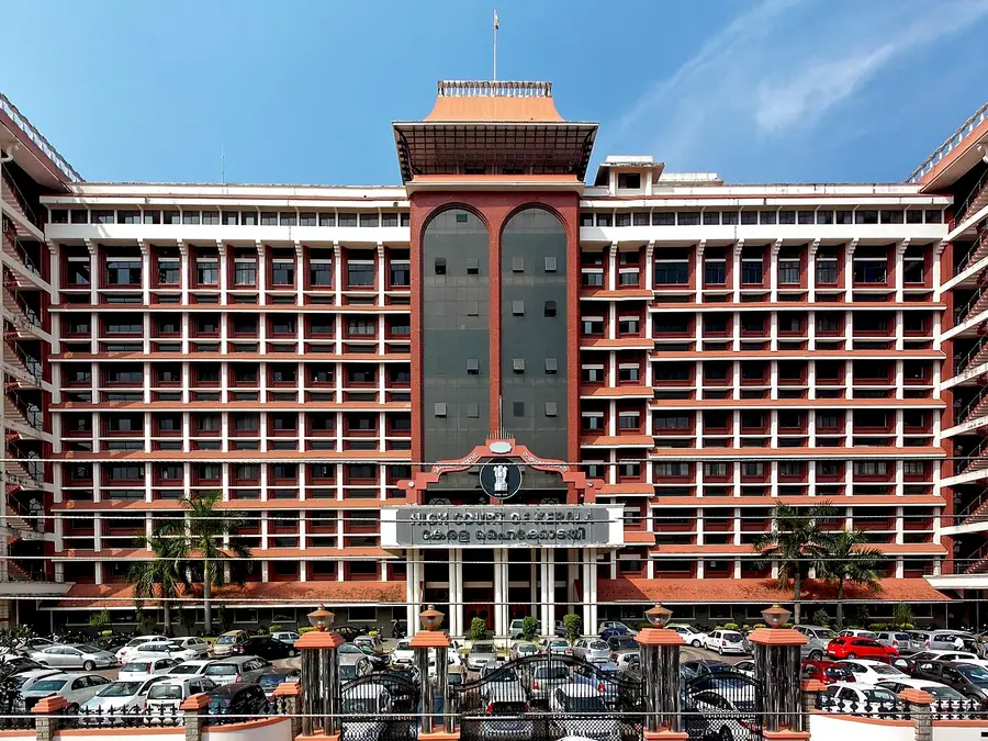 Kerala HC grants bail to 9 CPI(M) workers accused of attacking ED officials