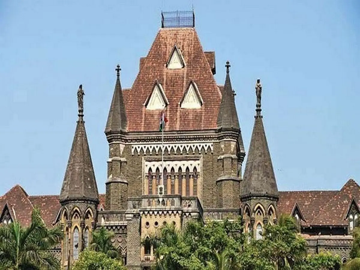 Bombay High Court canteens inspected after judges question Maharashtra FDA's 'selective' crackdown Bombay High Court canteens inspected after judges question Maharashtra FDA's 'selective' crackdown