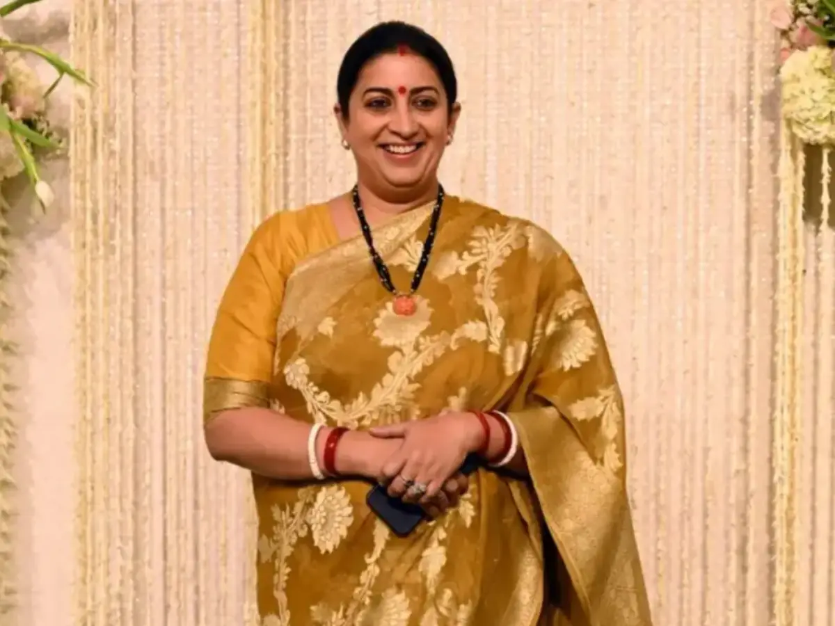 Smriti Irani’s take on the bittersweet realities of motherhood leaves the Internet emotional: 'You made us cry' Smriti Irani’s take on the bittersweet realities of motherhood leaves the Internet emotional: 'You made us cry'
