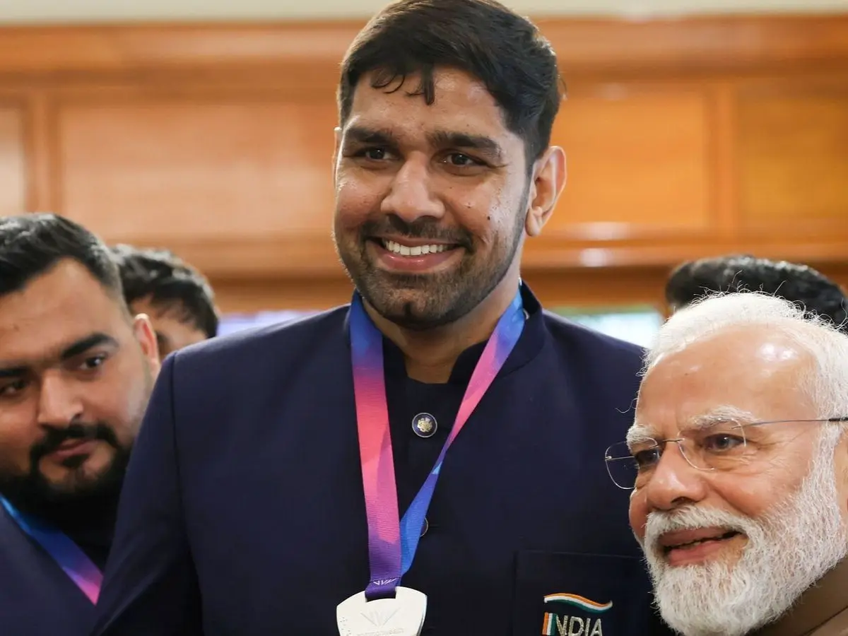 ‘I Hate the Name Narendra’: Indian CWG boxer’s story about Pakistani opponent leaves PM Modi in splits | WATCH