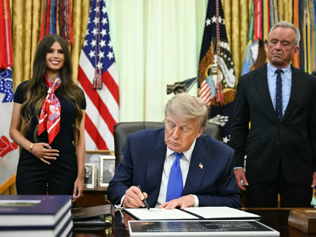 Jayme Leagh Franklin explains why she was holding her stomach beside Trump: 'I’m just pregnant you weirdos' Jayme Leagh Franklin explains why she was holding her stomach beside Trump: 'I’m just pregnant you weirdos'