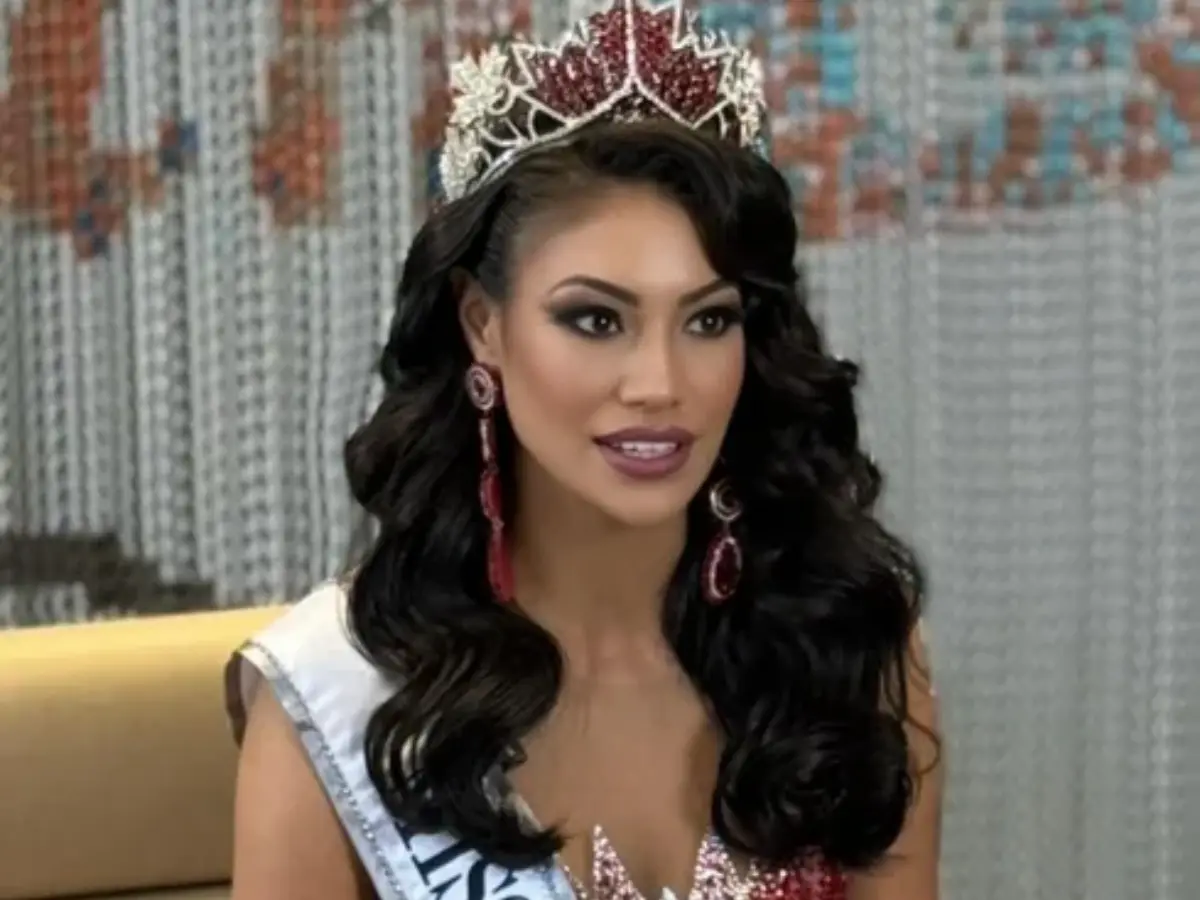Former Miss Universe Canada Ashley Callingbull halts pageant over Indigenous costume controversy Former Miss Universe Canada Ashley Callingbull halts pageant over Indigenous costume controversy