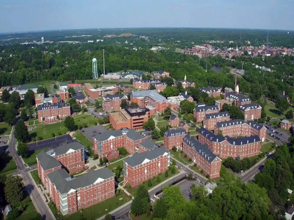 Shooting at Virginia State University, 5 injured; campus lockdown lifted Shooting at Virginia State University, 5 injured; campus lockdown lifted