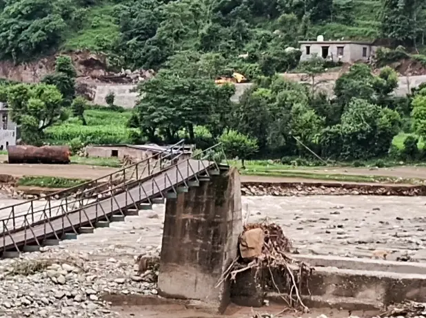 Five Army personnel missing after flash flood sweeps away camp shelters in Arunachal; four killed in landslide Five Army personnel missing after flash flood sweeps away camp shelters in Arunachal; four killed in landslide