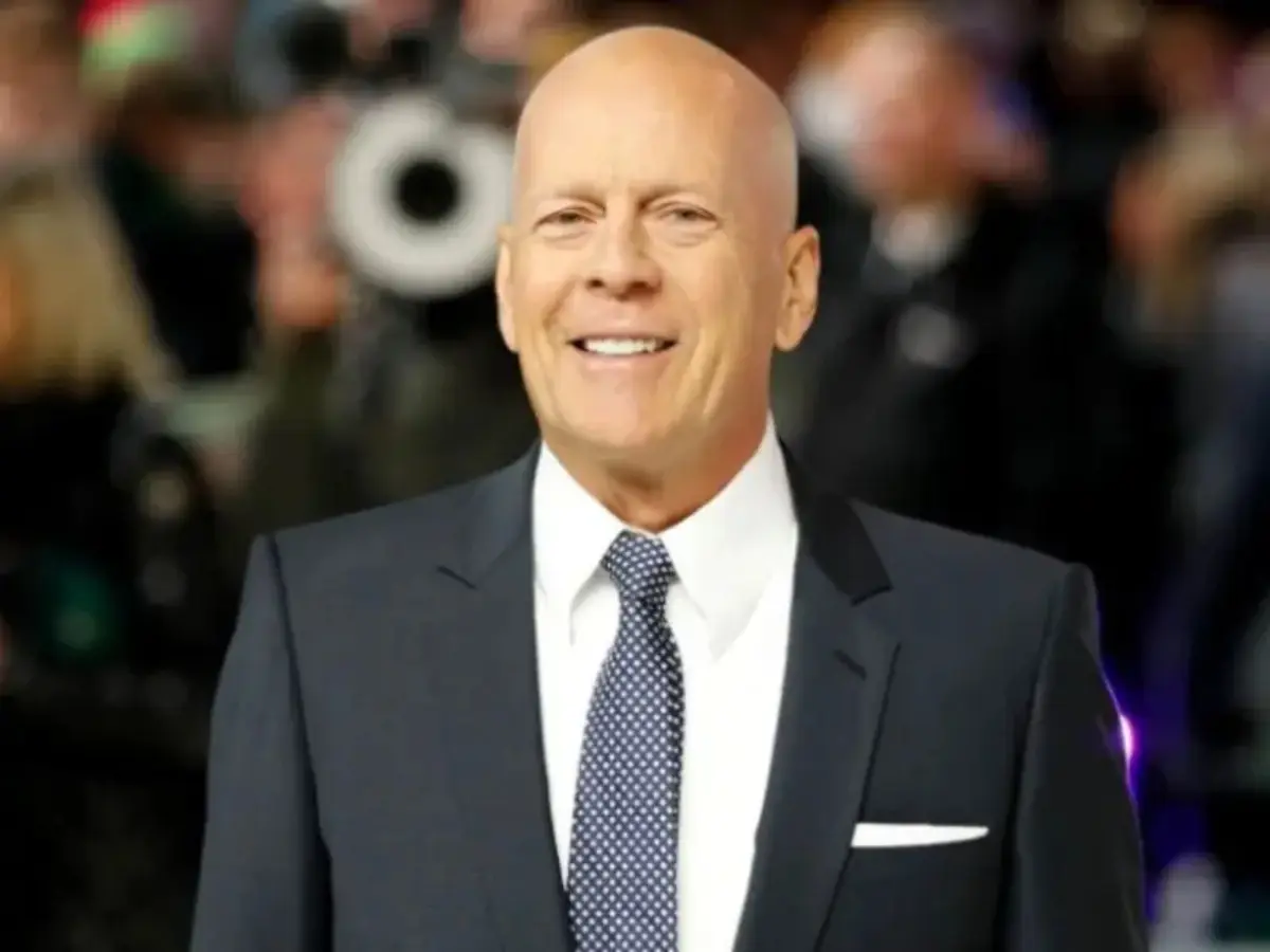 Bruce Willis joins daughter Tallulah on her wedding day in rare family appearance Bruce Willis joins daughter Tallulah on her wedding day in rare family appearance