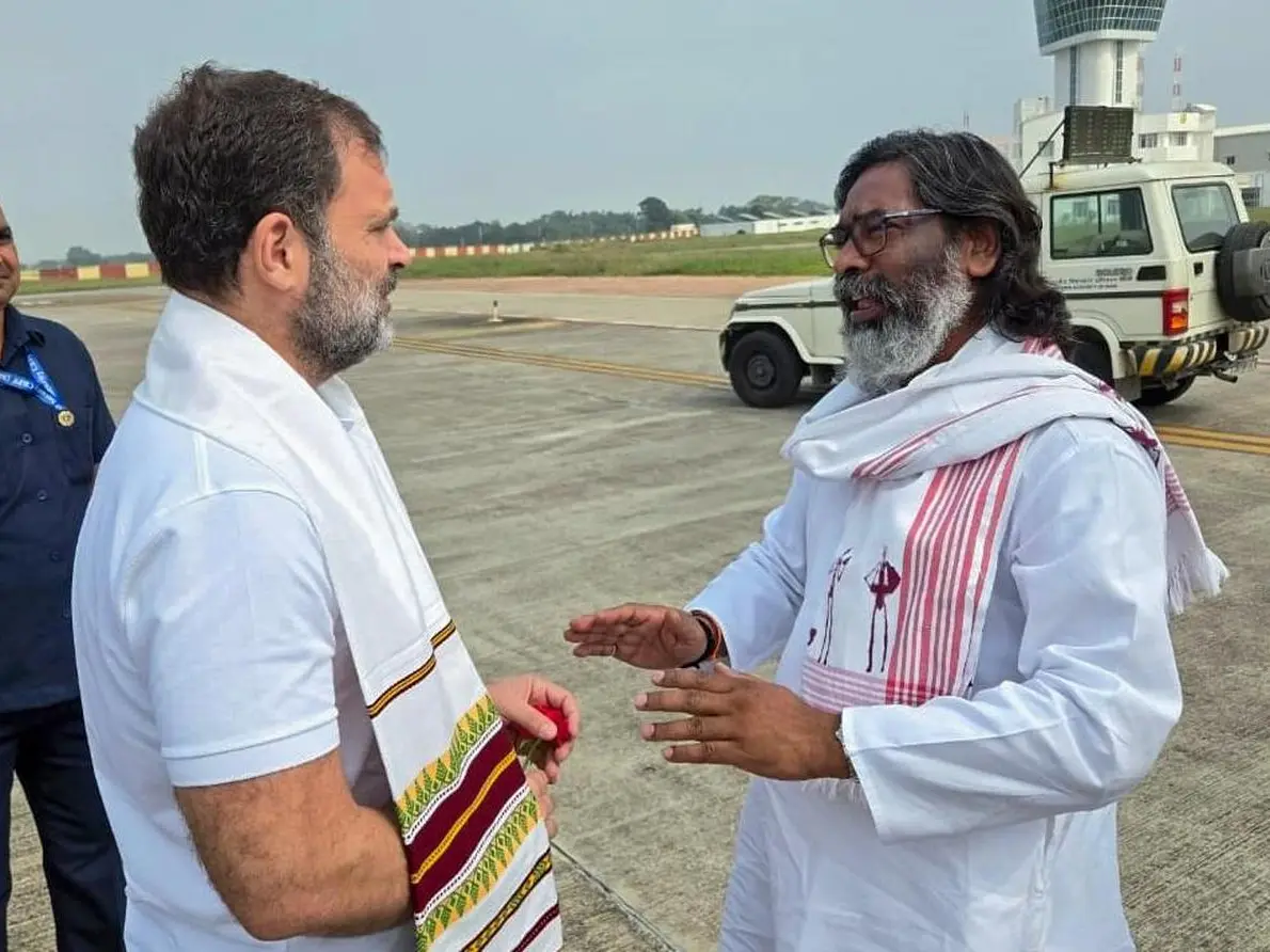‘Please do your utmost to hear them out’: Rahul Gandhi writes to Jharkhand CM Hemant Soren, urges him to meet student protestors ‘Please do your utmost to hear them out’: Rahul Gandhi writes to Jharkhand CM Hemant Soren, urges him to meet student protestors