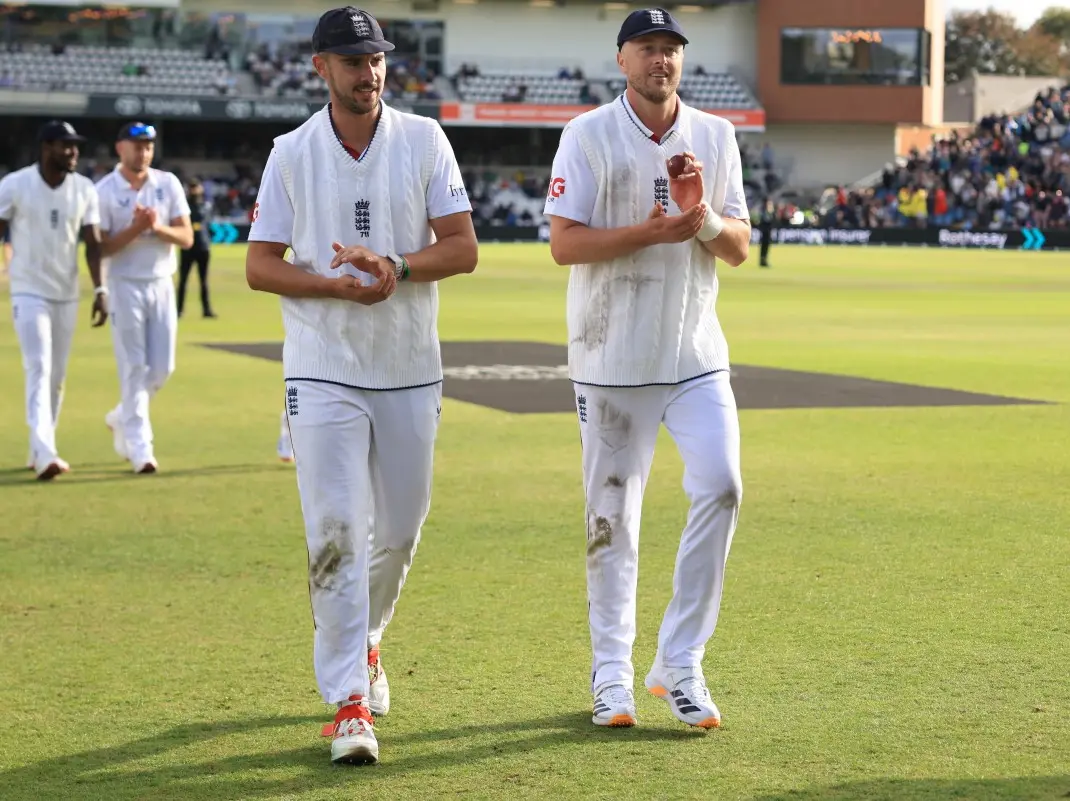 ENG vs PAK, 1st Test: Robinson, Tongue split Pakistan and 'match ball' in half after day 1 heroics ENG vs PAK, 1st Test: Robinson, Tongue split Pakistan and 'match ball' in half after day 1 heroics