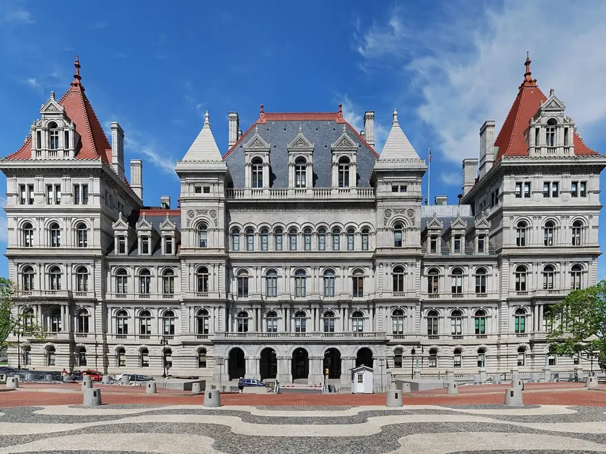 'I want to destroy...': FBI charges 35-year-old woman with ISIS-inspired plot to bomb New York Capitol, 'kill the senators'