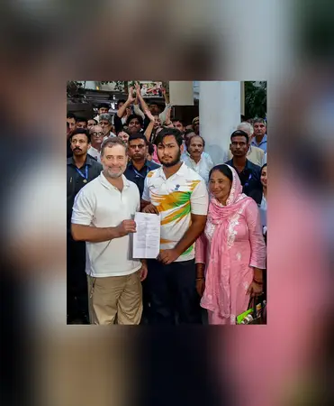Delhi Police registers FIR over student's alleged pellet injuries after Rahul Gandhi's six-hour dharna Delhi Police registers FIR over student's alleged pellet injuries after Rahul Gandhi's six-hour dharna