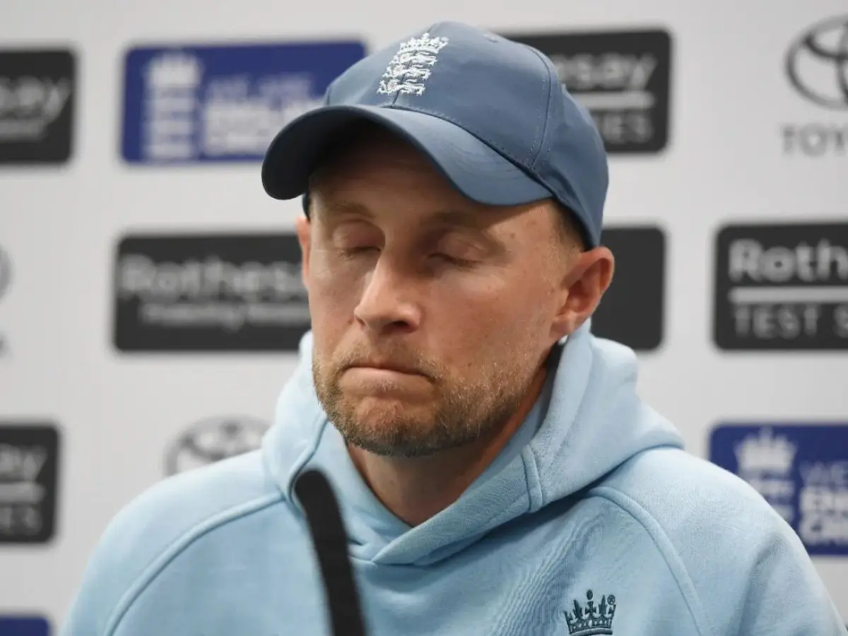 England captain Root ‘hacked off’ with Carse’s handcuff row ahead of Lord’s Test against Pakistan England captain Root ‘hacked off’ with Carse’s handcuff row ahead of Lord’s Test against Pakistan