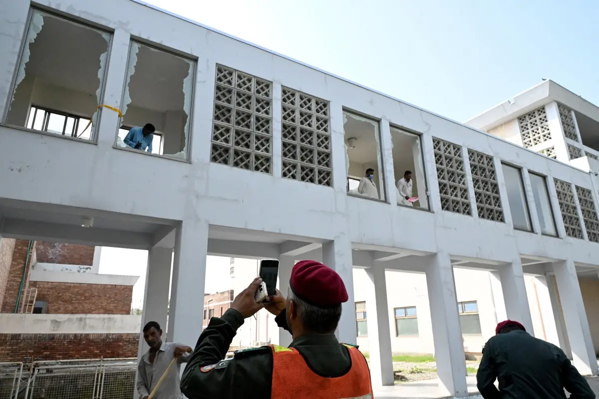 Islamabad’s District Magistrate launches probe after hospital fire kills 15 newborns, to submit report in 24 hours