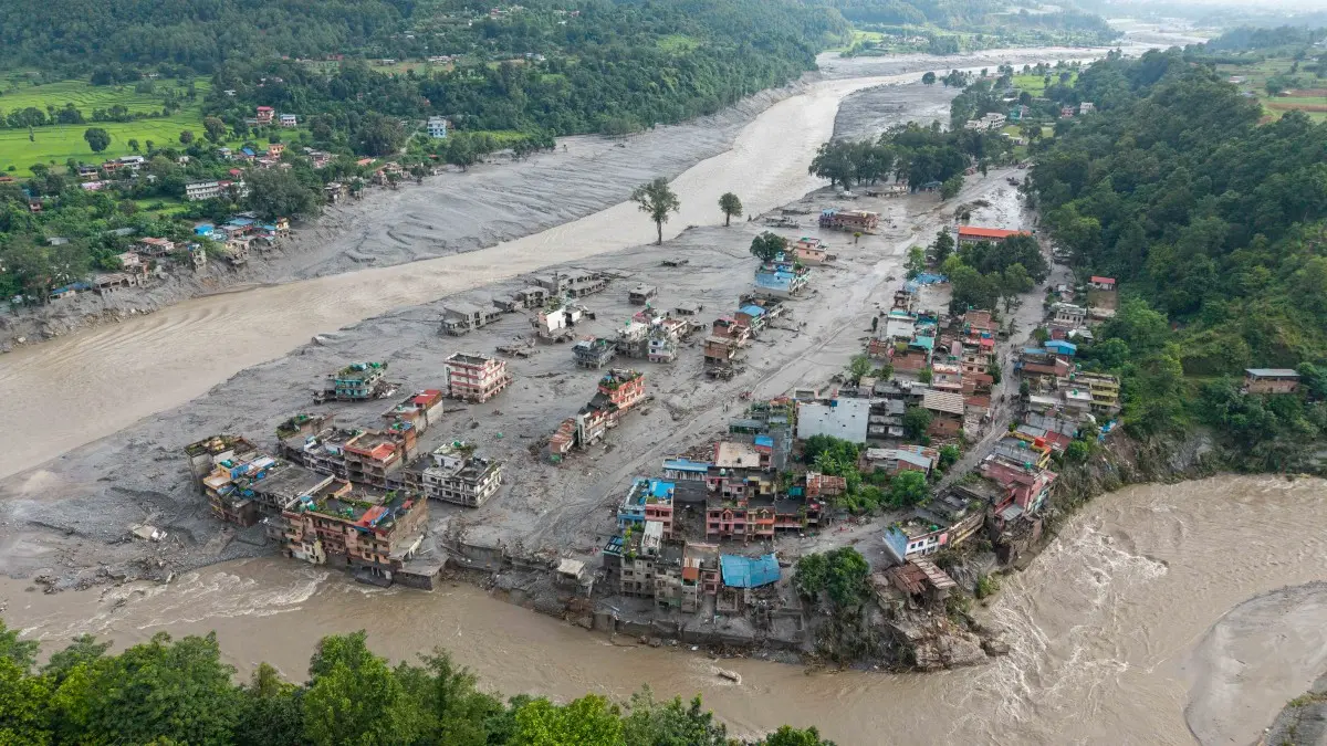 Tourists among those missing