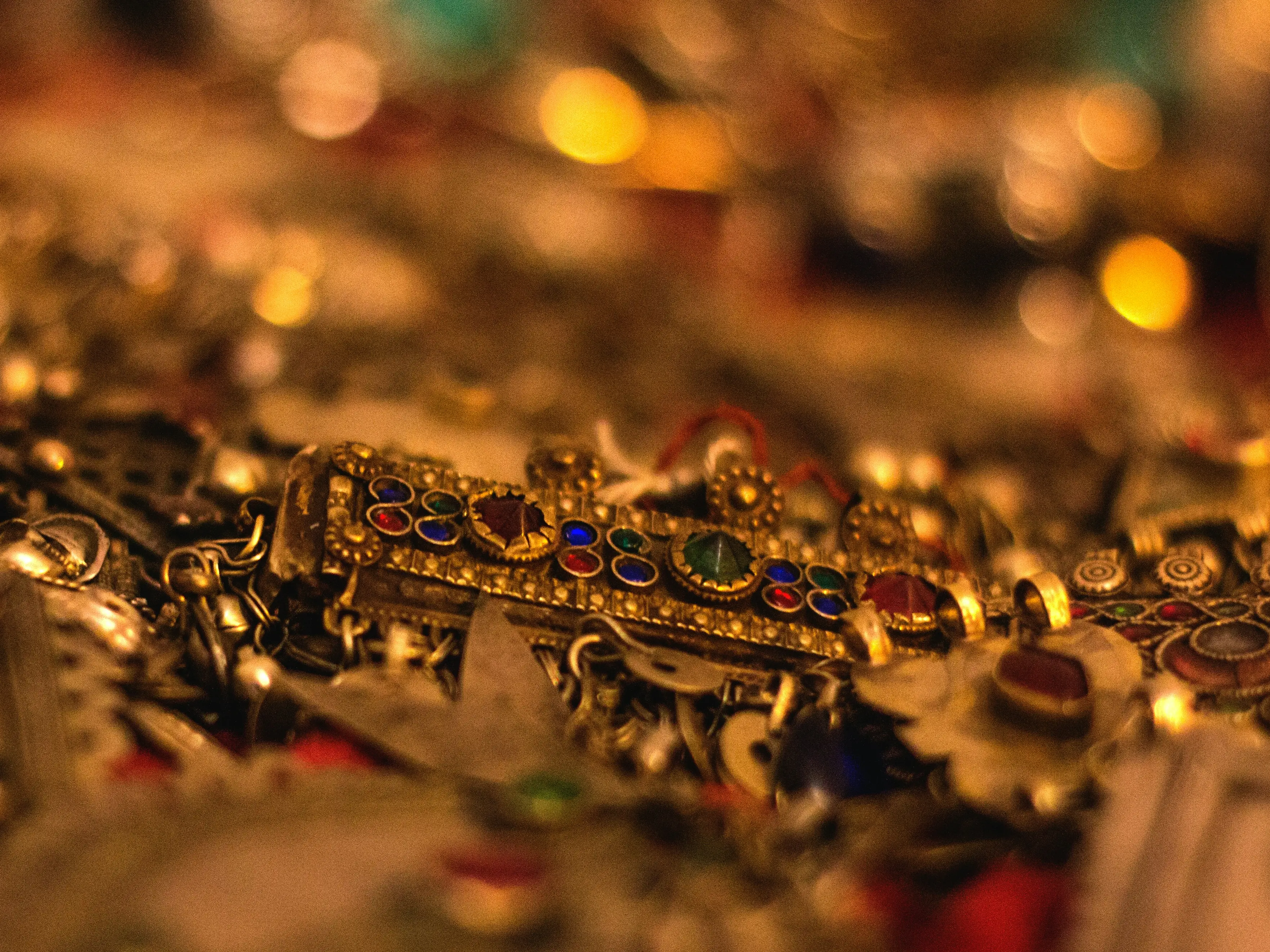 4 minutes, priceless treasure gone: Thieves pull off superfast Bronze Age gold heist in Spain 4 minutes, priceless treasure gone: Thieves pull off superfast Bronze Age gold heist in Spain
