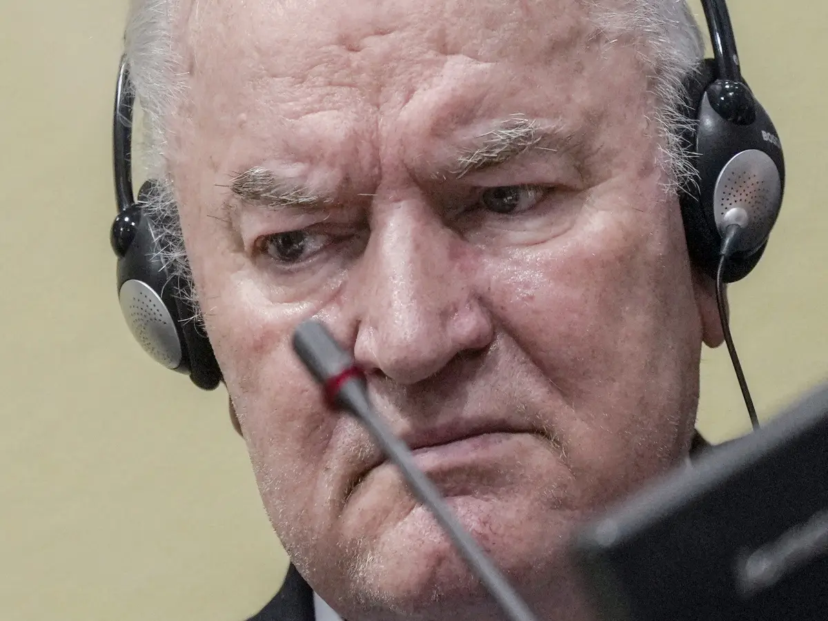 Ratko Mladić, Bosnian-Serb general behind Srebrenica massacre dies aged 84 Ratko Mladić, Bosnian-Serb general behind Srebrenica massacre dies aged 84