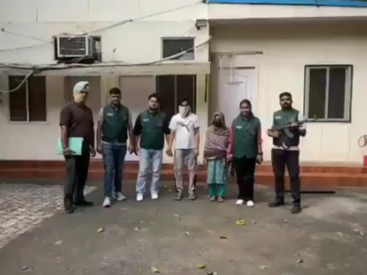 ISI spy module busted in Delhi? Police arrest couple over alleged Pakistan links ISI spy module busted in Delhi? Police arrest couple over alleged Pakistan links