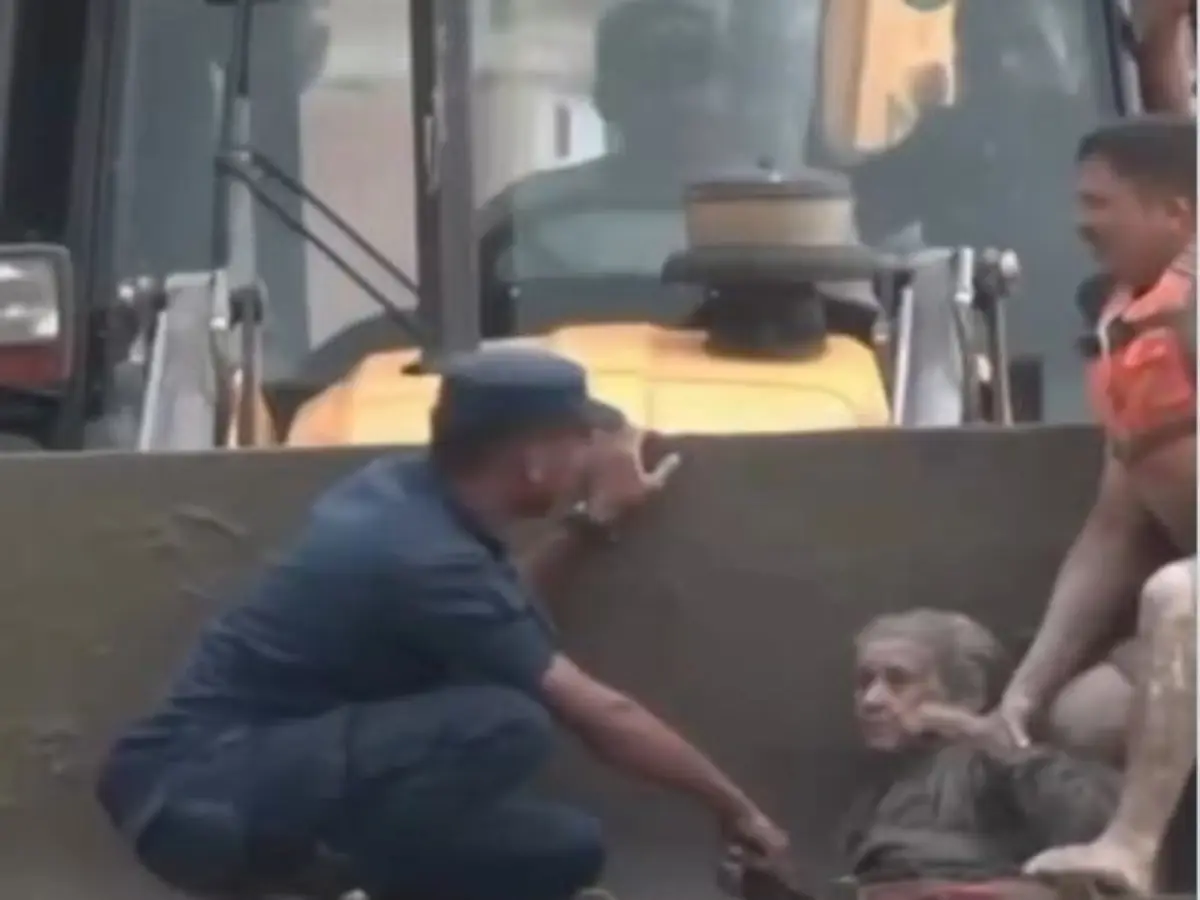 Face of Nepal floods: 97-year-old pulled alive from rubble after hours-long operation