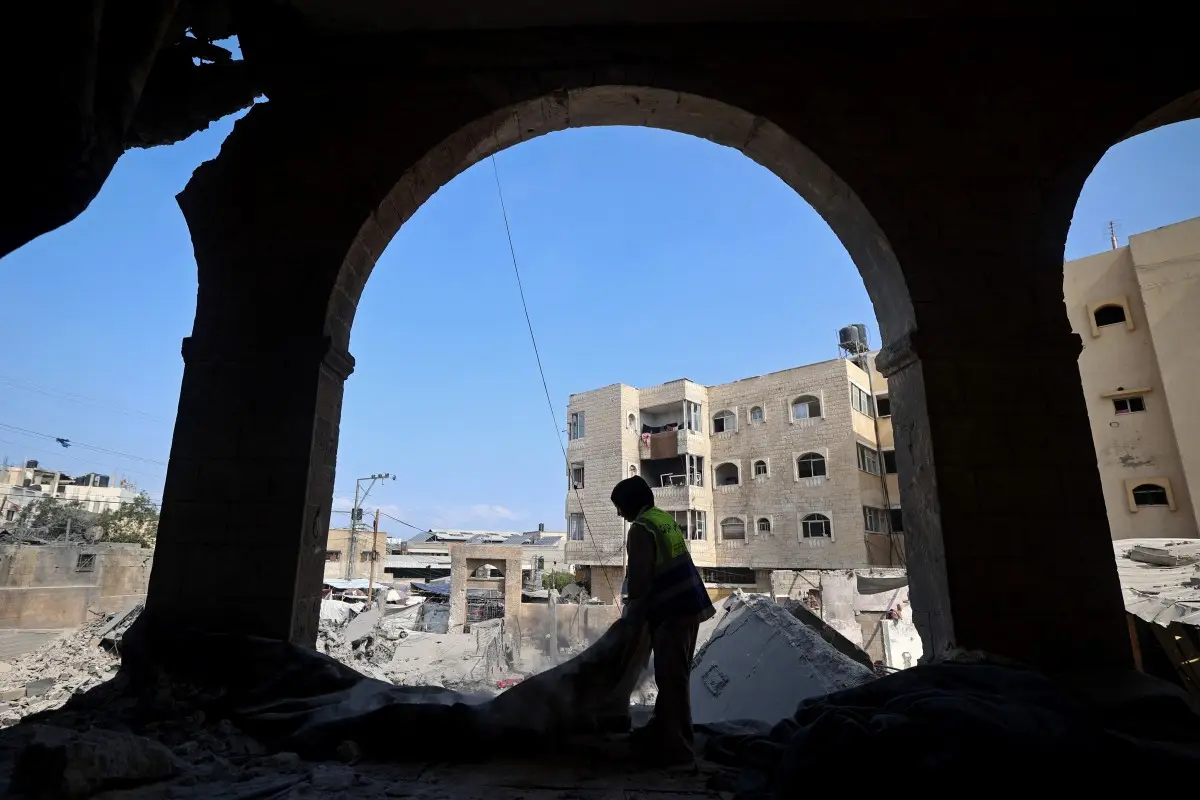 Israeli strikes kill 2 Palestinians in Gaza, including 3-year-old child ...