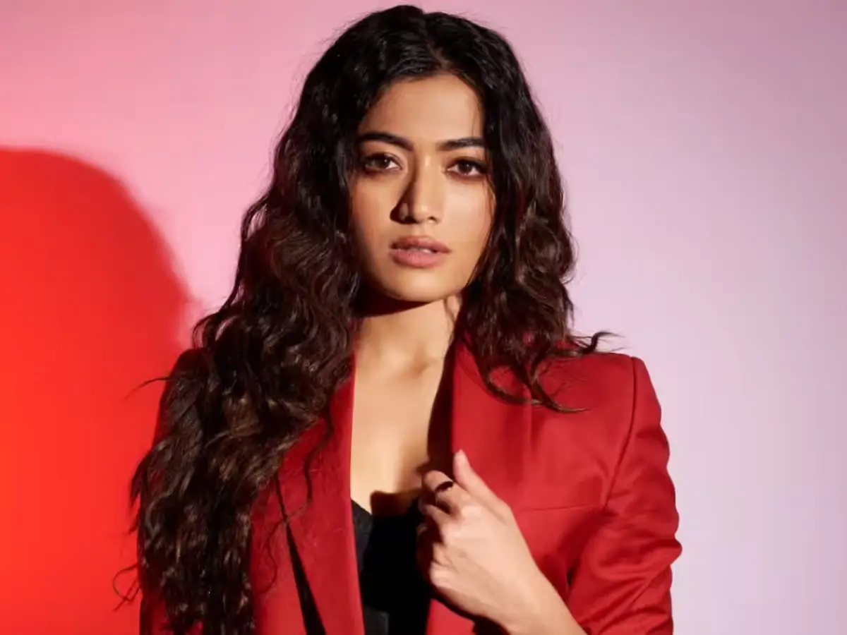 Rashmika Mandanna to return to work weeks after hip injury, shares health update Rashmika Mandanna to return to work weeks after hip injury, shares health update