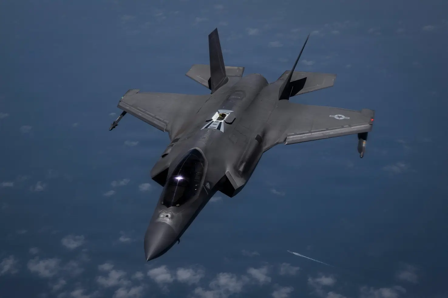 Trump mulling limited strikes to prevent Iran from rebuilding military capabilities in Strait of Hormuz