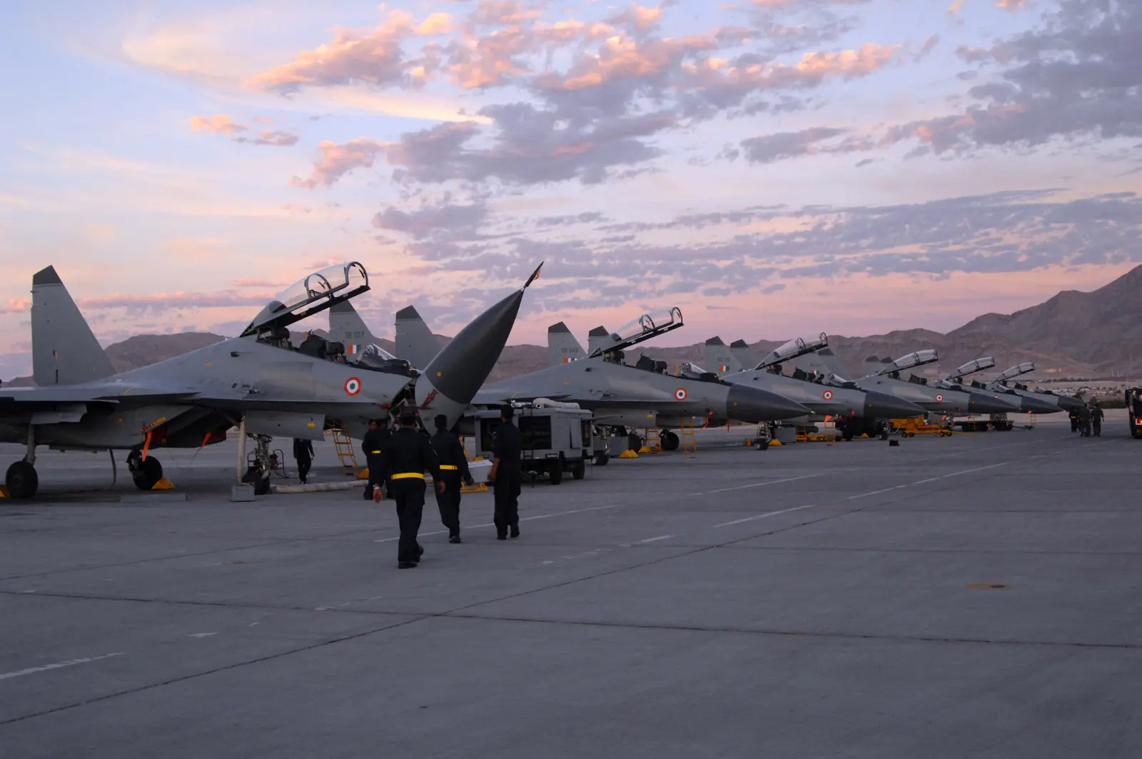 Hiding A 38,800 kg Fighter