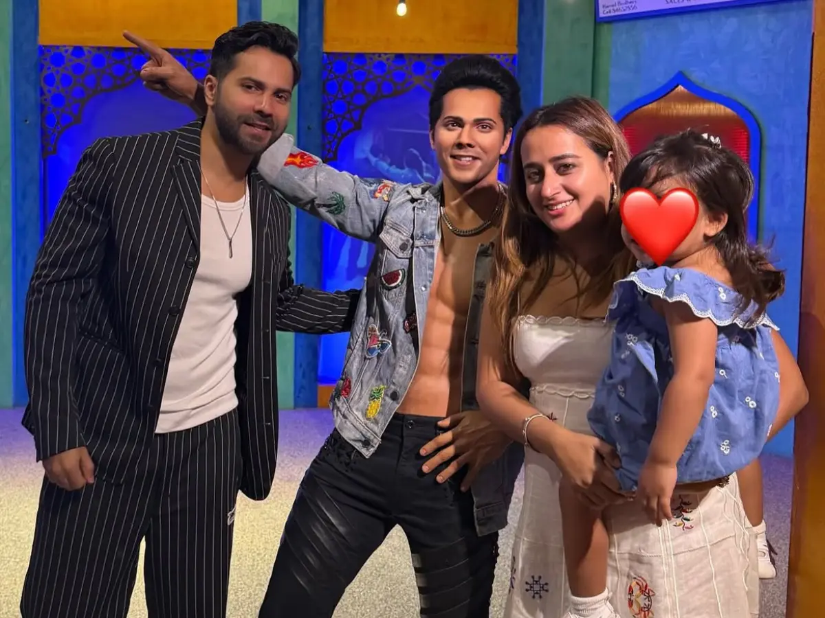 Varun Dhawan's makes his daughter meet his wax statue at Madame Tussauds Singapore, see pics Varun Dhawan's makes his daughter meet his wax statue at Madame Tussauds Singapore, see pics