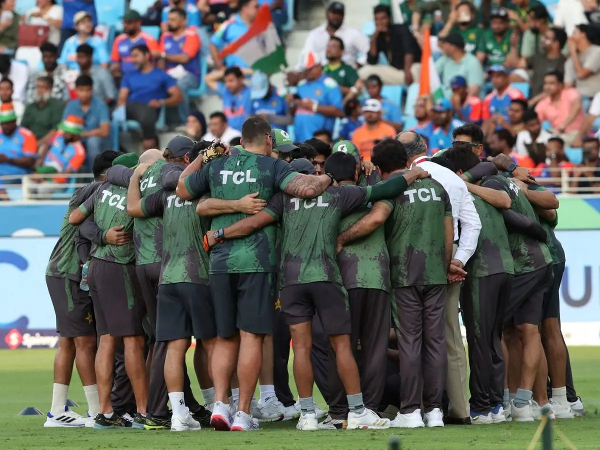 PCB turns to LinkedIn to hire new fielding coach after Test shake-up PCB turns to LinkedIn to hire new fielding coach after Test shake-up