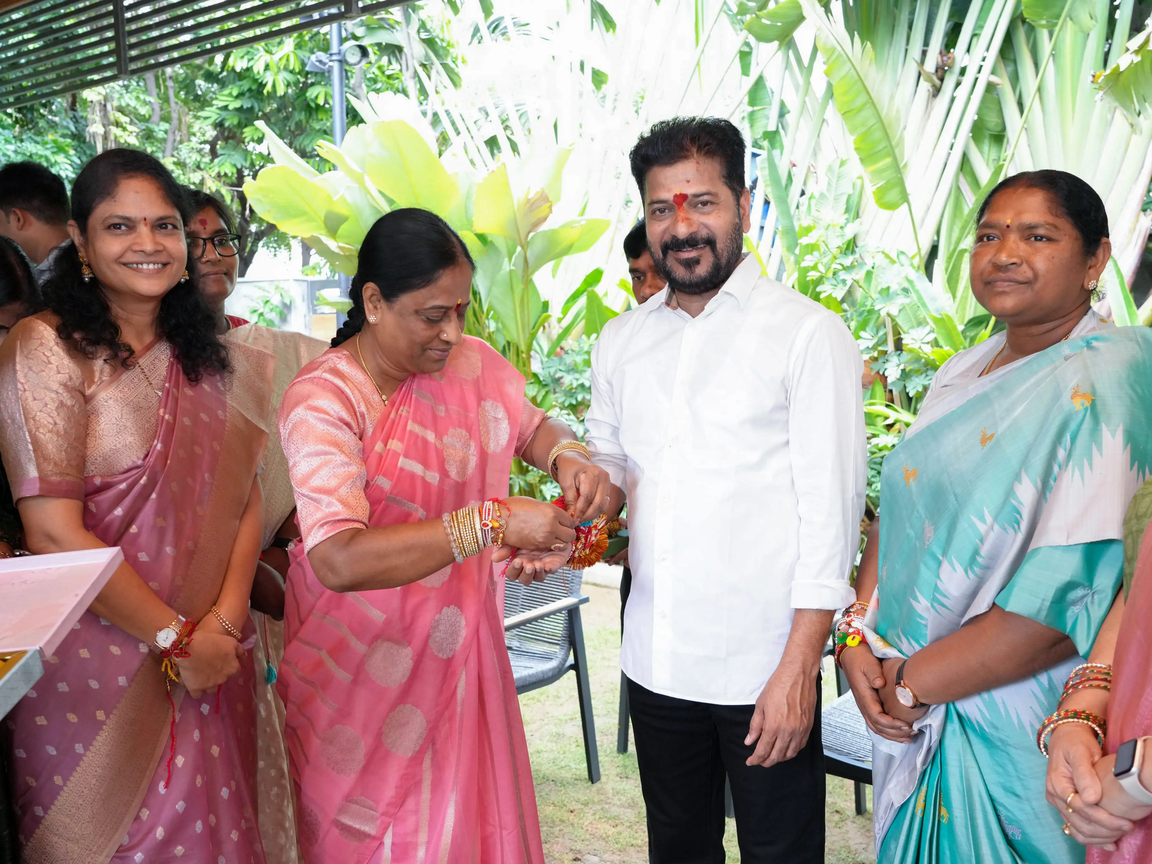 CM Revanth Reddy sacks Konda Surekha from Telangana Cabinet amid row over daughter’s remarks CM Revanth Reddy sacks Konda Surekha from Telangana Cabinet amid row over daughter’s remarks