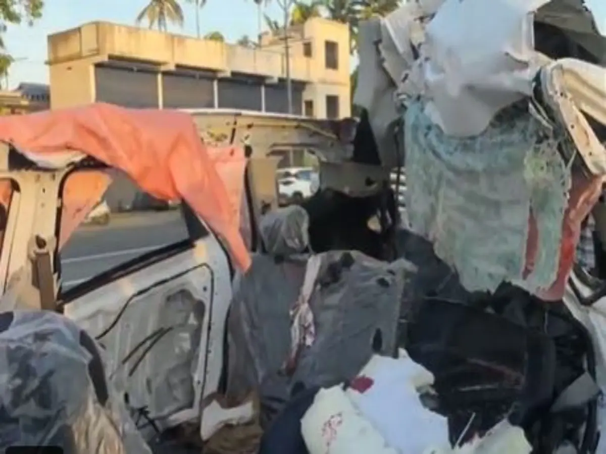 Eight killed in Kerala’s Thrissur after car rams into lorry parked on highway Eight killed in Kerala’s Thrissur after car rams into lorry parked on highway