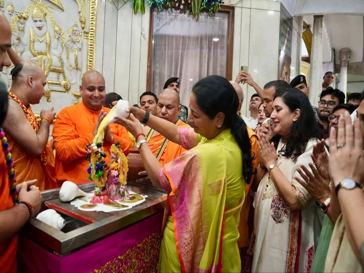 Delhi CM Rekha Gupta offers prayers at ISKCON Temple, seeks happiness for everyone