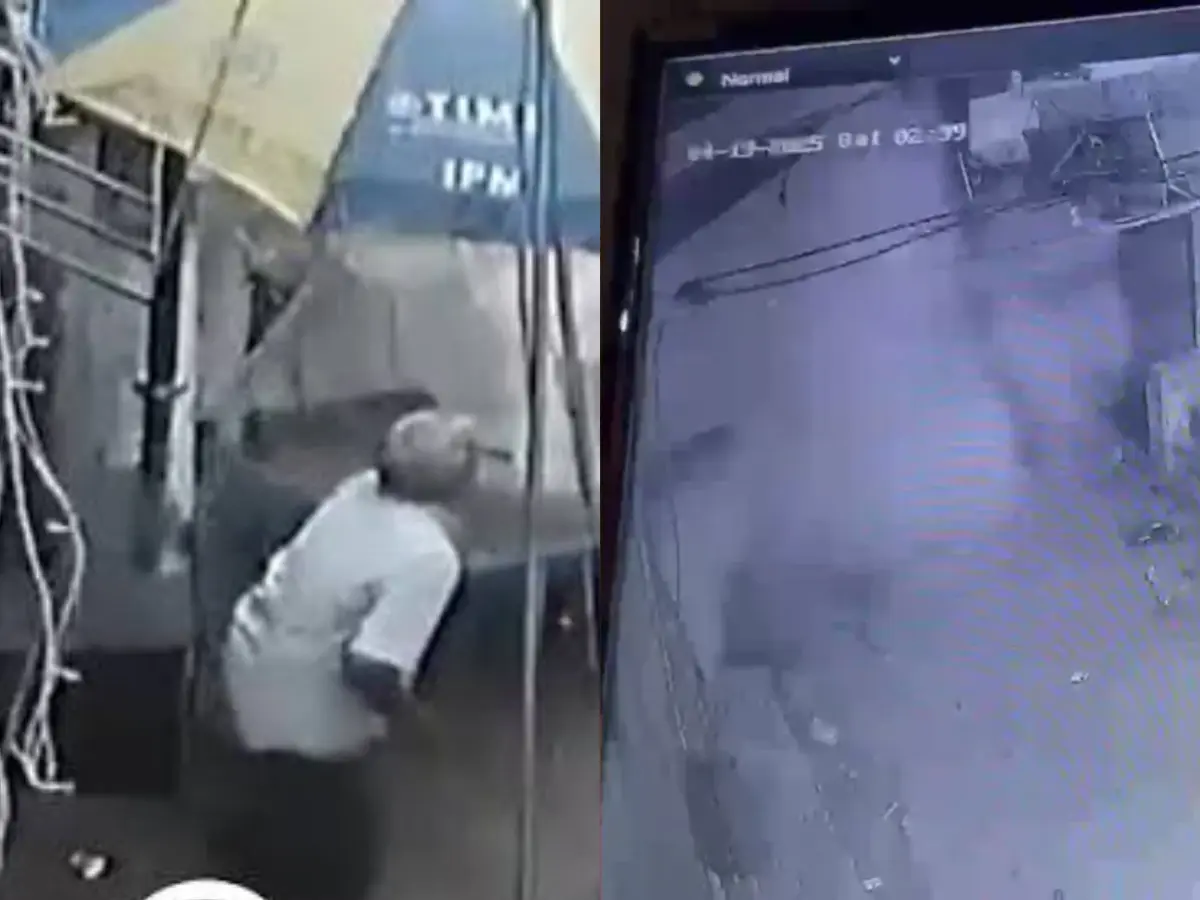 CCTV captures Delhi building collapse: Old man narrowly escapes | VIDEO CCTV captures Delhi building collapse: Old man narrowly escapes | VIDEO