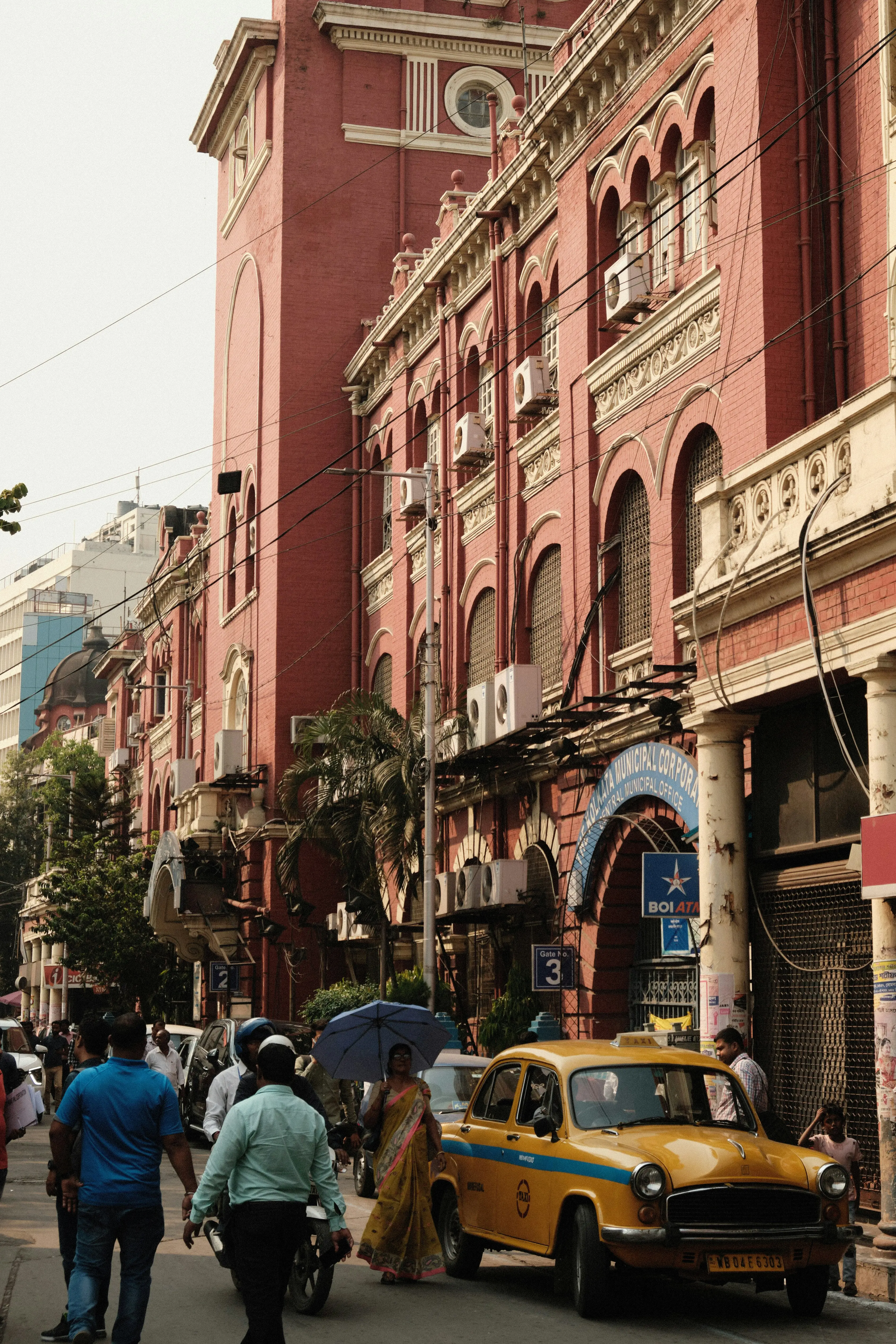 Over 919 Kolkata hotels receive temporary closure notices over fire safety lapses
